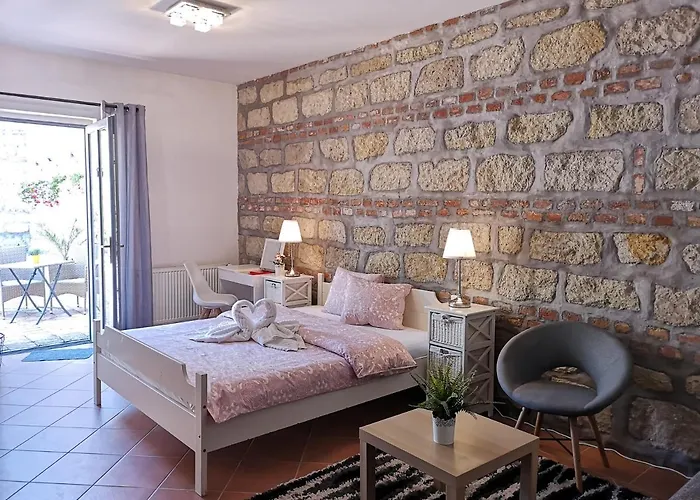 Villa Florencia Eger